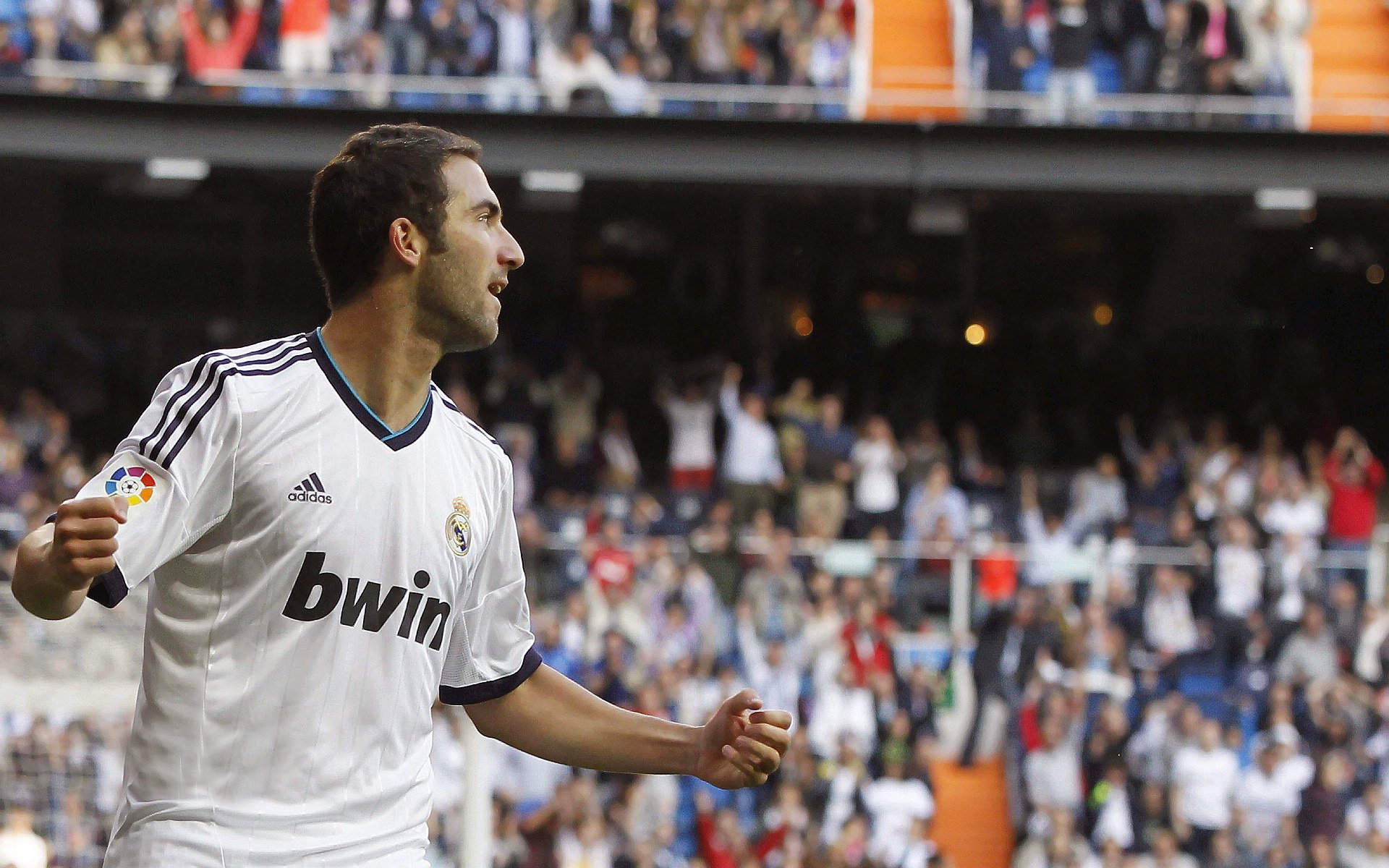 莱比锡红牛足球俱乐部再次成为焦点，莱比锡红牛是哪国球队