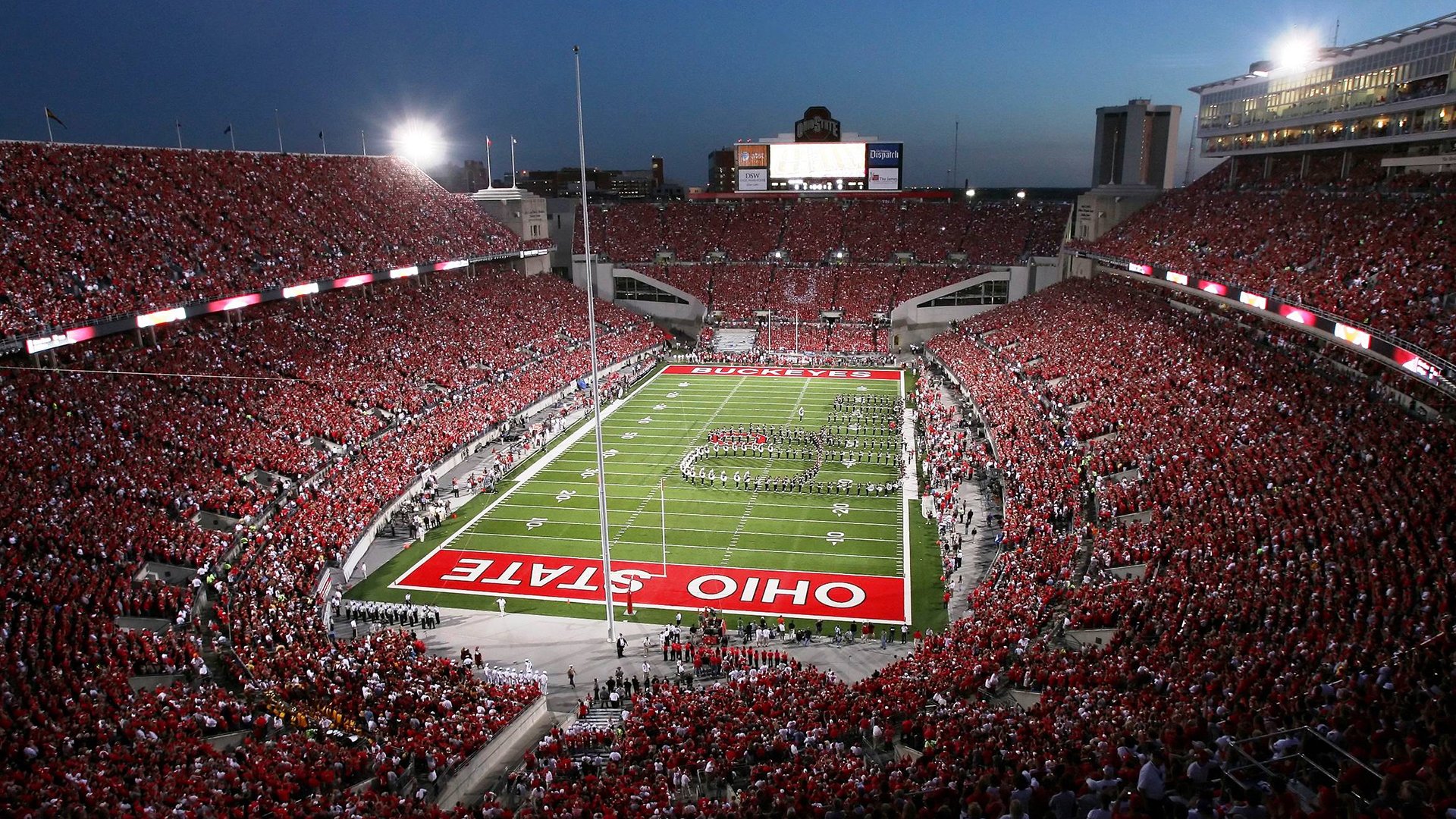 魔术师保罗指挥篮球赛场，尼克斯队再创历史，保罗去尼克斯